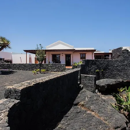 빌라 Casa Lola Lanzarote Piscina Climatizada Y Wifi Free