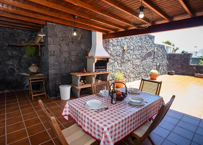 Casa Lola Lanzarote Piscina Climatizada Y Wifi Free Βίλα